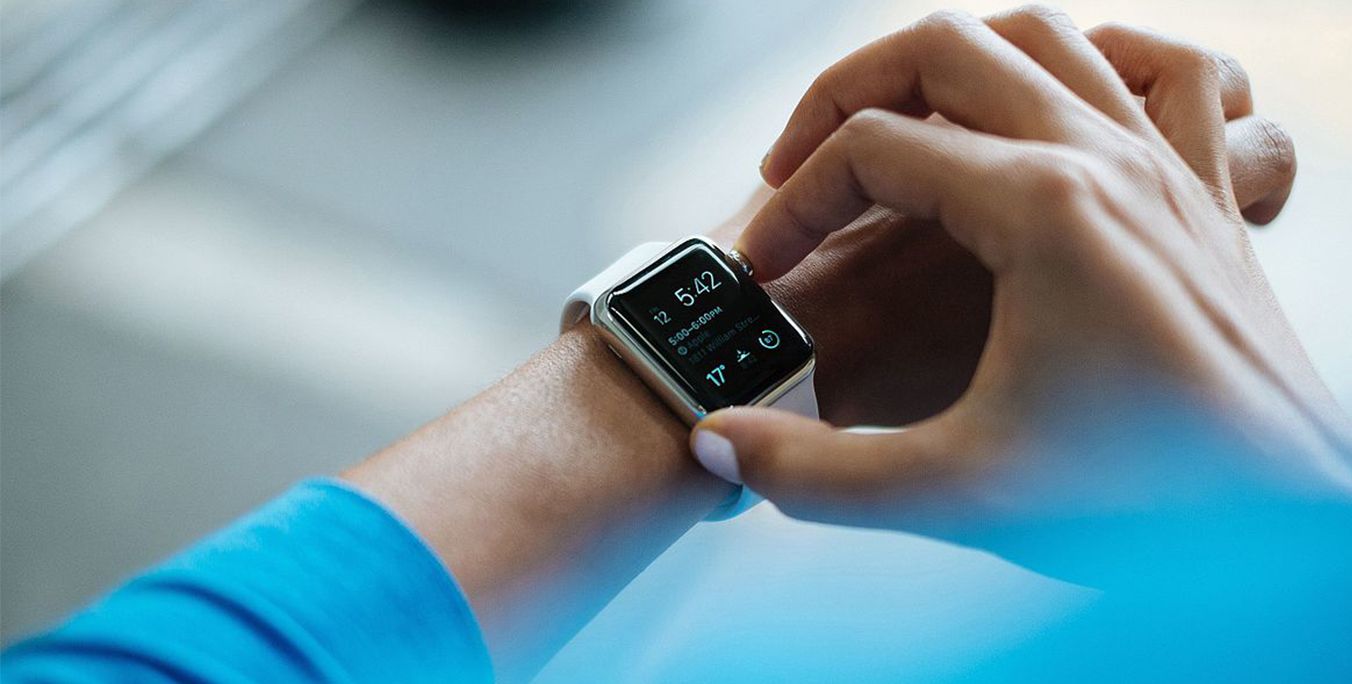 1352x684_Smart-Watch.jpg