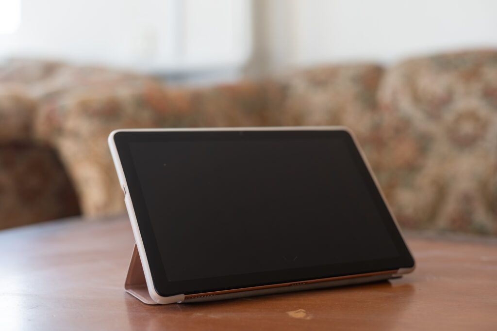 digital-tablet-computer-old-wooden-desk-1024x683.jpg