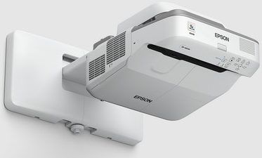 projektor0-e1596112422275.jpg