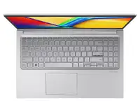 ASUS Vivobook 15 X1504VA-BQ5639, 15.6" FHD, Intel Core 3 100U, 8GB, 256GB SSD, DOS, bez punjaca, srebrna