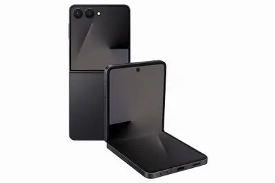 SAMSUNG Galaxy Z Flip7 12GB / 256GB Jetblack SM-F766BZKGEUC