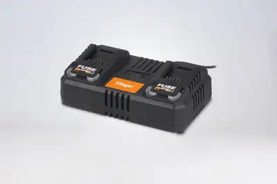 VILLAGER FUSE 8V Dvostruki brzi punjac 2 x 4,5A