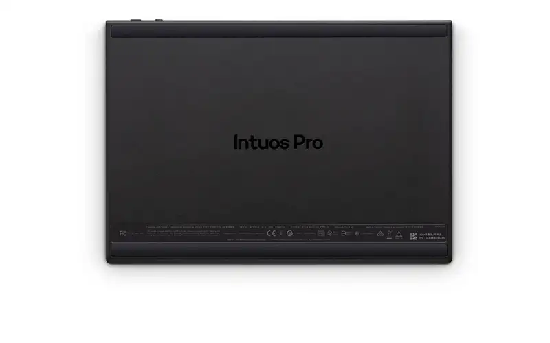 WACOM Intuos Pro pen tablet medium PTK670K0B