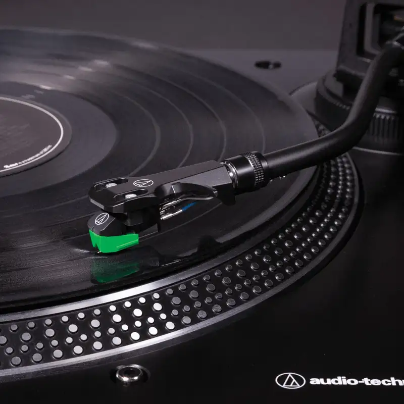 AUDIO TECHNICA AT-LP120XUSBBK