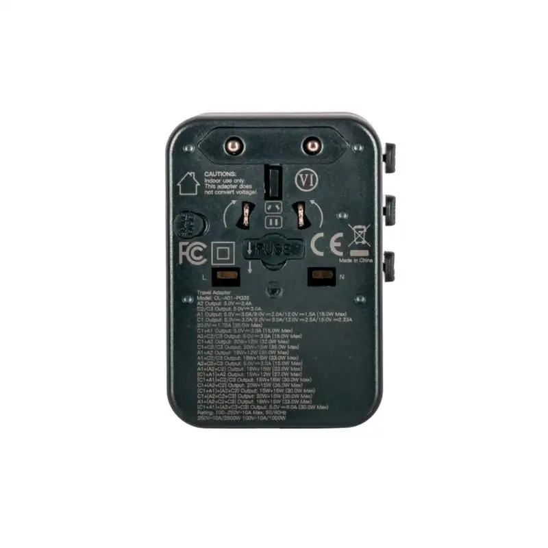 MOYE Nomad GO Universal Travel Adapter