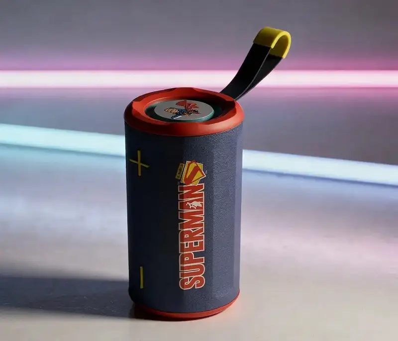 MOYE Superman
