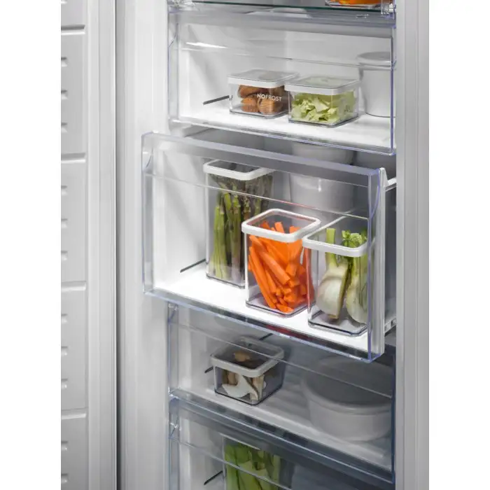 ELECTROLUX LUT6NE28U