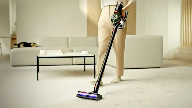 DYSON V8 Cyclone  