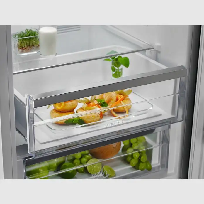 ELECTROLUX LNT7ME32X3