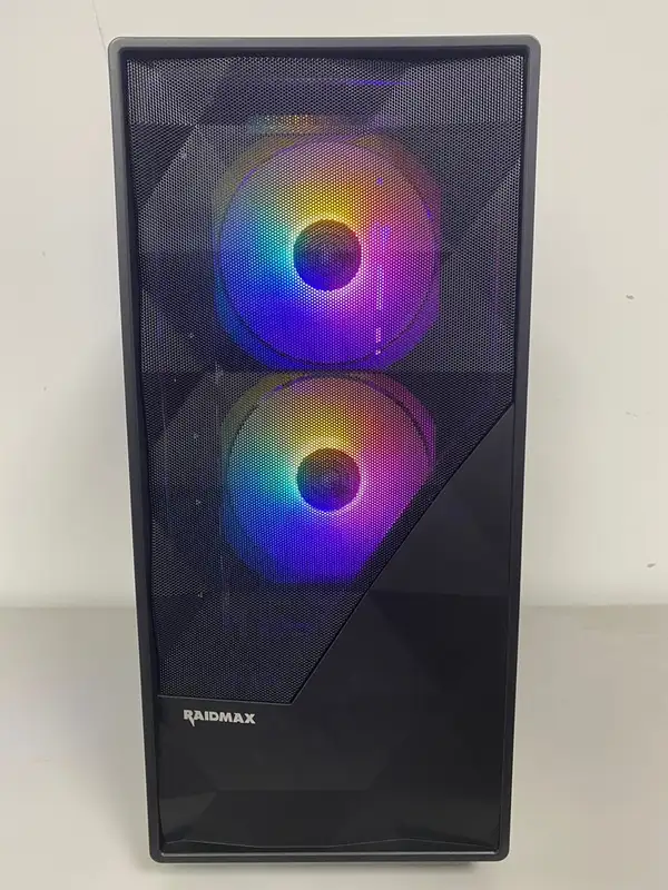 VESA Phantom Ryzen 5 7600X/32GB/M.2 1TB/RX9060XT 16GB/650W