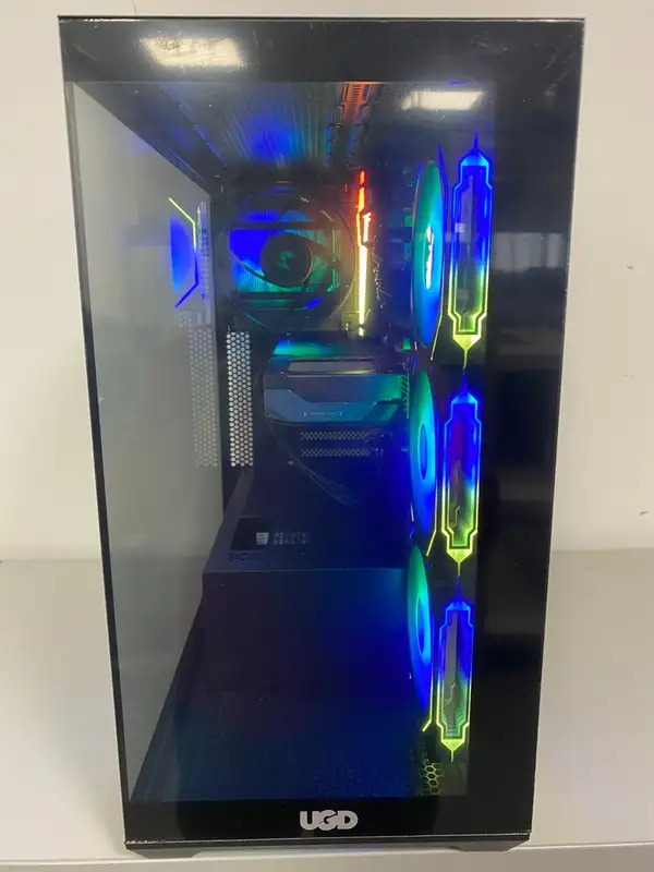 VESA Stealth Ryzen 7 7700/32GB/M.2 1TB/RX9060XT 16GB/750W