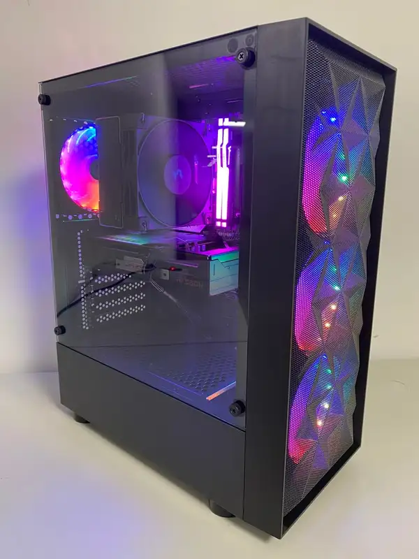 VESA Bloodfury Ryzen 7 8700F/32GB/M.2 1TB/RX9060XT/650W