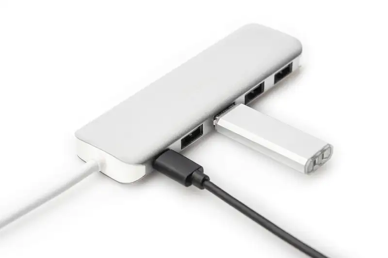 DIGITUS USB-C hub 4 USB 3.0 porta + PD