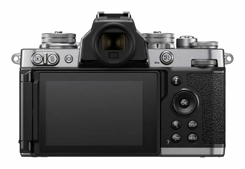 NIKON Zfc + 16-50mm f/3.5-6.3 VR + 50-250mm f/4.5-6.3 VR DX