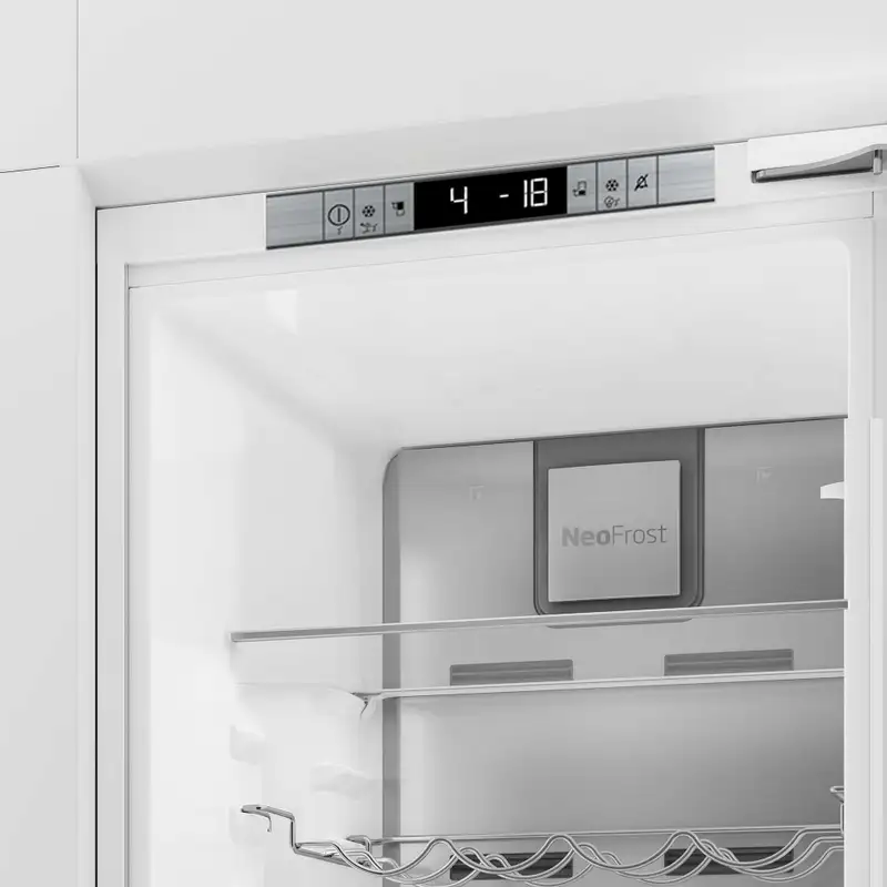BEKO BCNA275E4SN