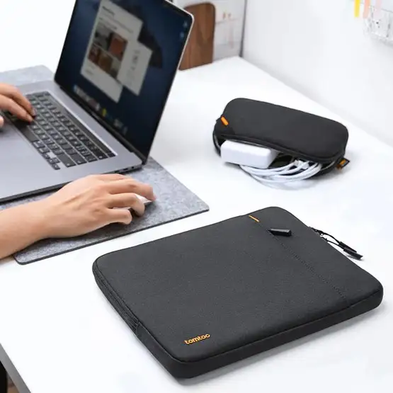 TOMTOC DEFENDER A13 LAPTOP SLEEVE KIT BLACK 14" A13D2DV
